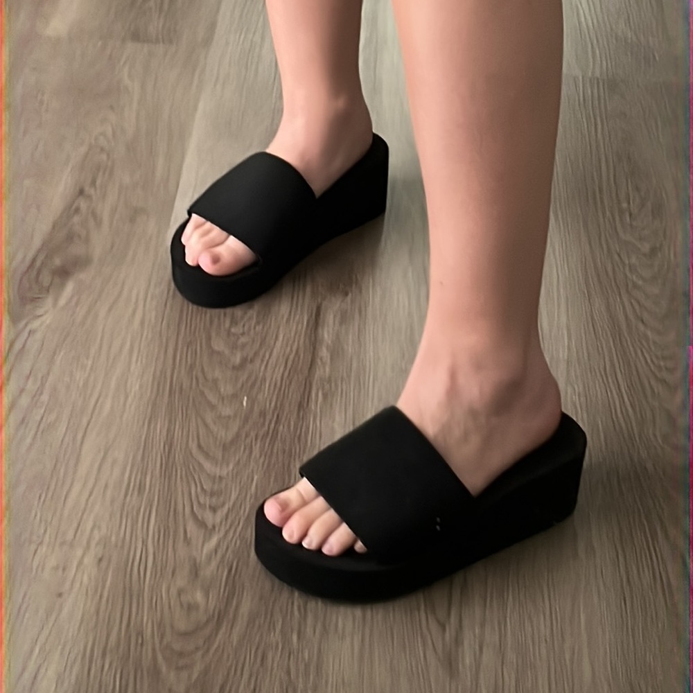 Black slip on platform sandals